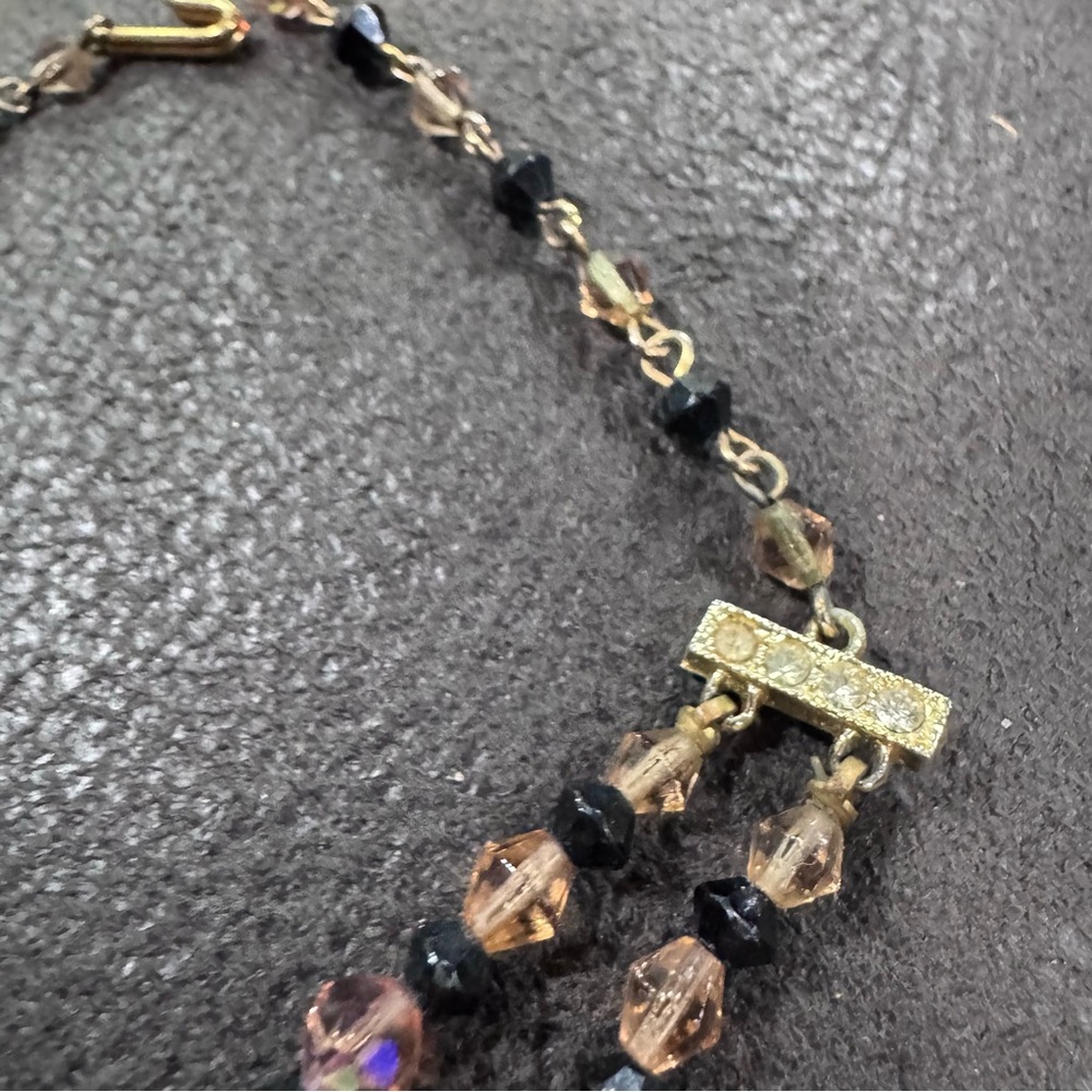 Vintage two stand Rise and Black Glass Bead aurora borealis Necklace - Picture 4 of 5